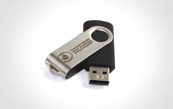 gadżety reklamowe - pendrive z logo